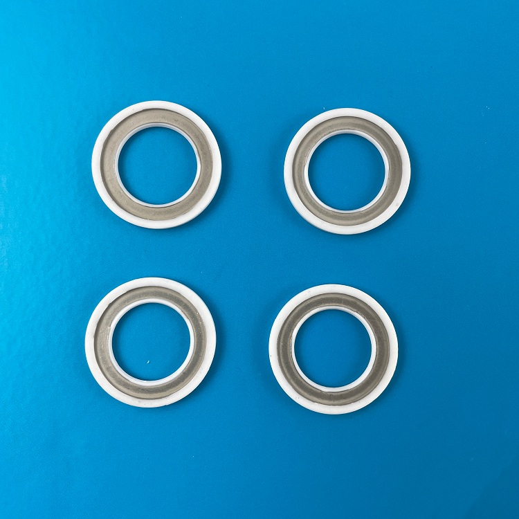 Metallized ceramic ring made by Shenzhen Huaxin Precision Ceramics